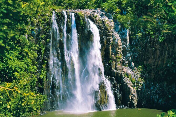 Reunion Island: 8-Hour Private Tour Through 8 Inescapable Sites - Exploring Réunion Island: What to Expect from This 8-Hour Tour