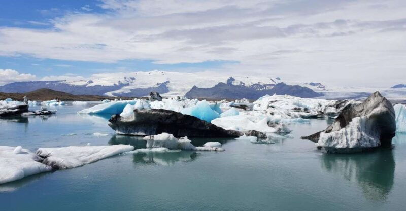 reykjavik-2-day-tour-with-icebergs-glaciers-waterfalls