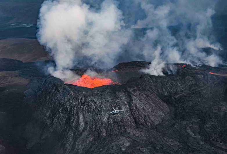 reykjavik-45-minute-volcano-sightseeing-helicopter-tour