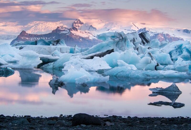 reykjavik-5-day-northern-lights-hunt-glacier-lagoon-tour