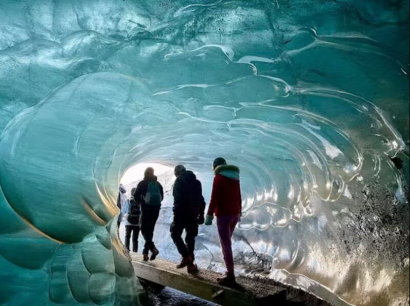reykjavik-8-day-small-group-circle-of-iceland-tour-summer