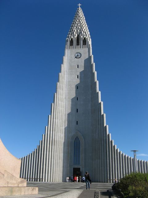reykjavik-city-walking-tour-2