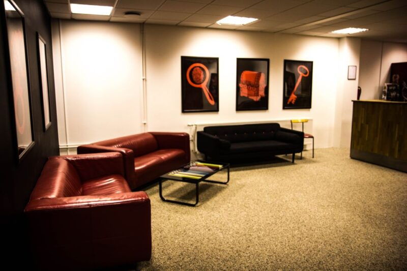 reykjavik-escobar-private-themed-escape-room-experience