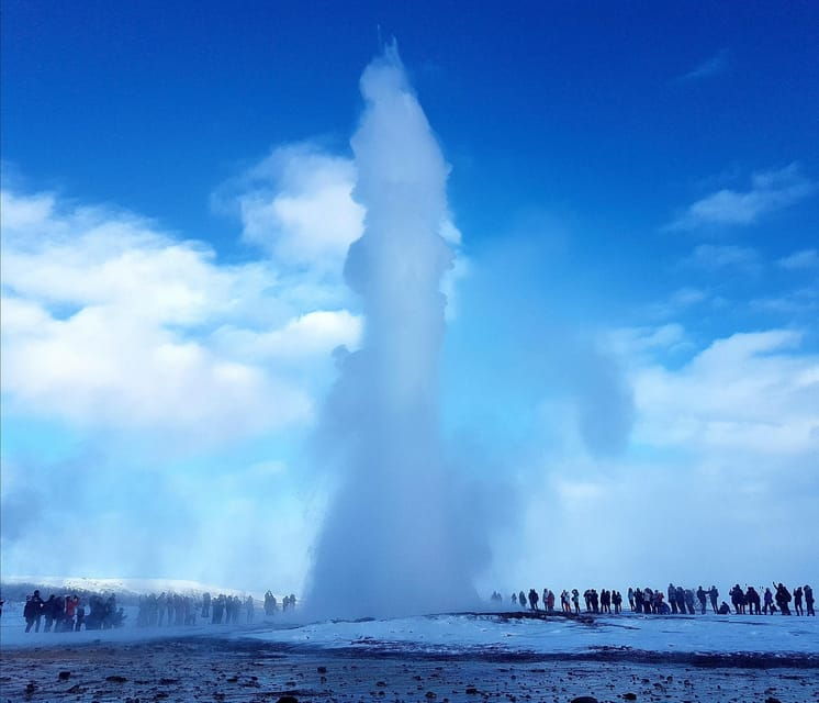 reykjavik-golden-circle-2-geysers-geothermal-bakery-tour