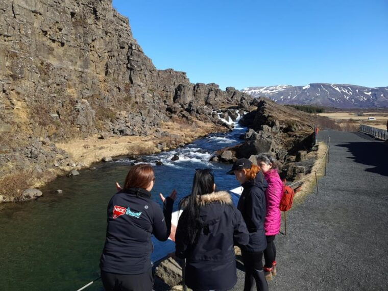 reykjavik-golden-circle-2-geysers-geothermal-bakery-tour