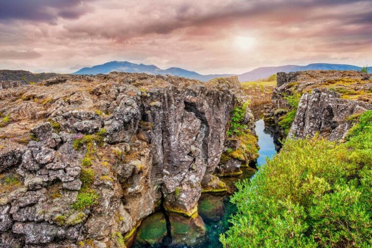 reykjavik-golden-circle-and-blue-lagoon-tour-with-transfers