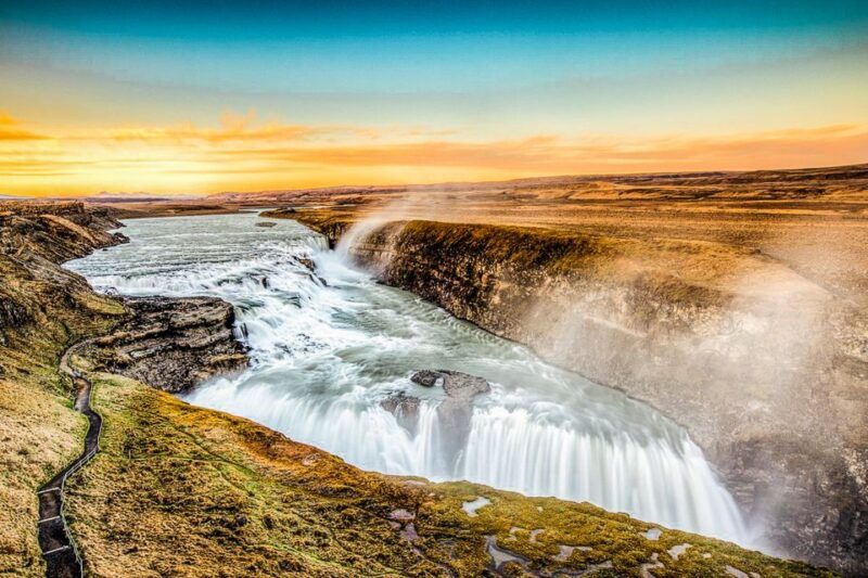 reykjavik-golden-circle-full-day-tour-with-kerid-crater