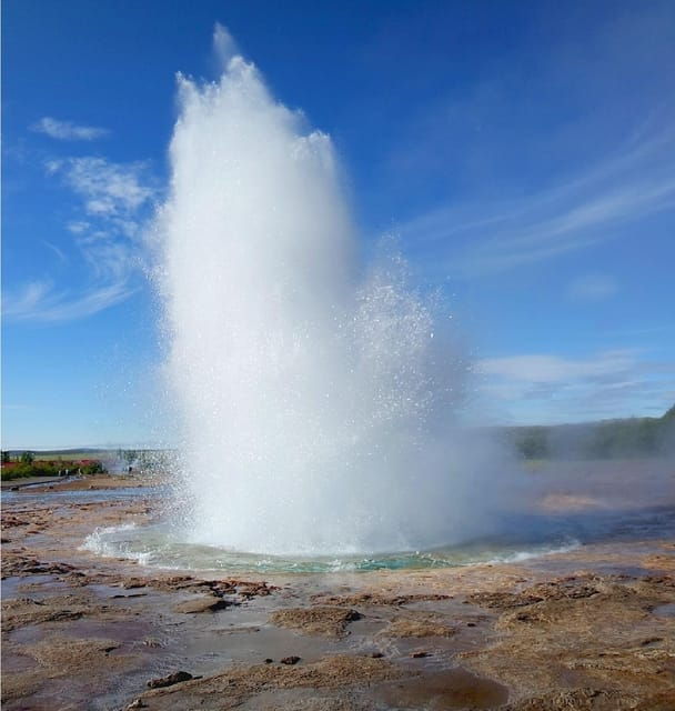 reykjavik-golden-circle-private-tour-with-hvammsvik-baths