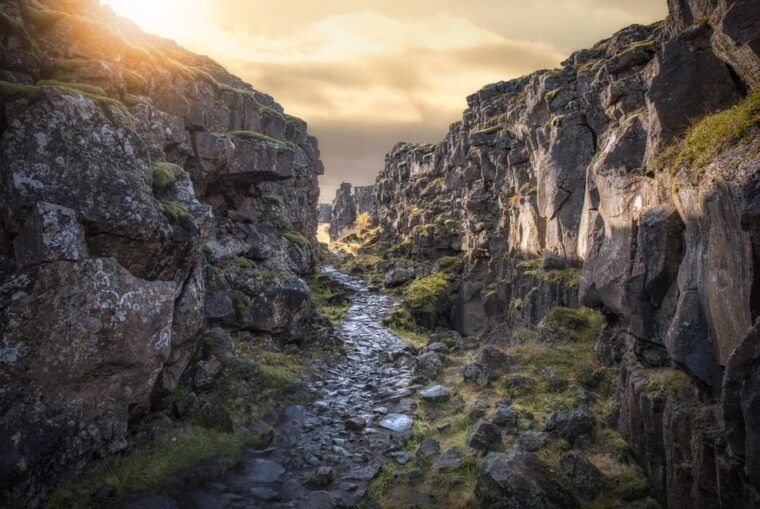 reykjavik-golden-circle-small-group-tour-with-kerid-crater