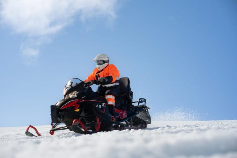 reykjavik-golden-circle-super-jeep-tour-with-snowmobiling