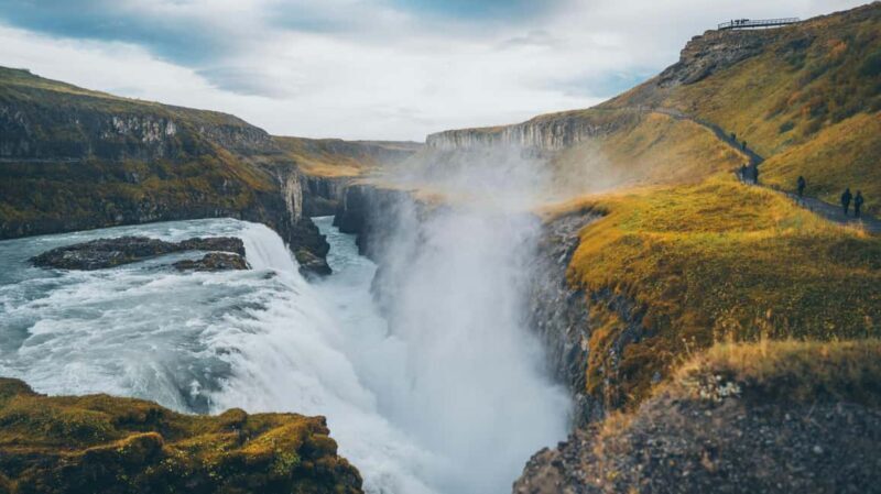 Reykjavik: Golden Circle tour: Geysir, Gullfoss, Thingvellir - The Sum Up