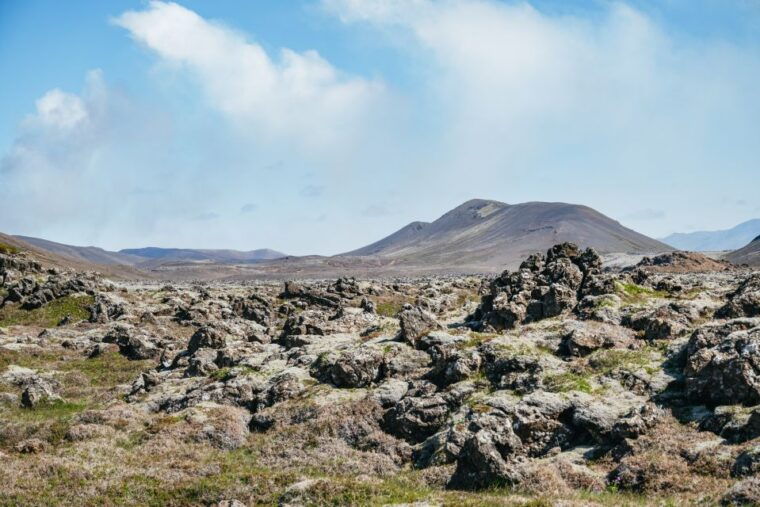 reykjavik-guided-tour-to-volcano-and-reykjanes-geopark