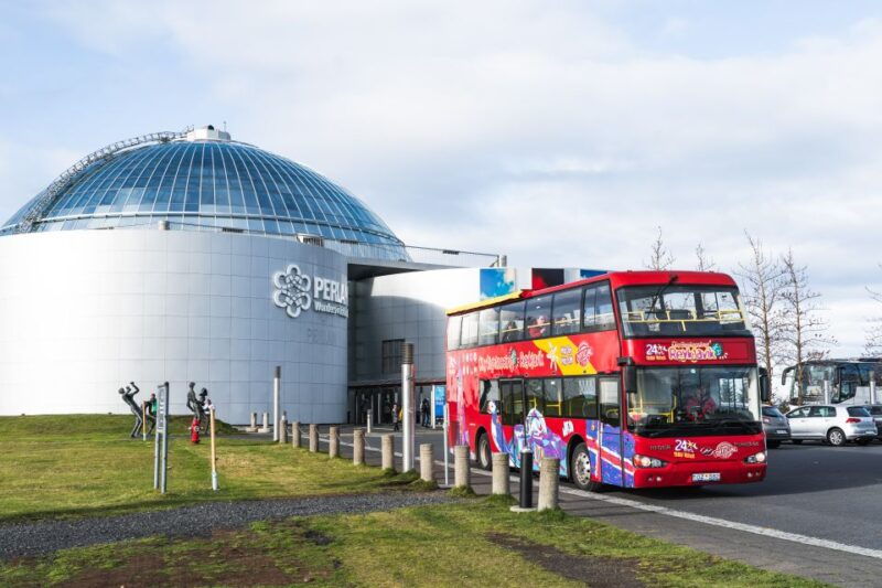 reykjavik-hop-on-hop-off-bus-and-perlan-museum-entry-ticket
