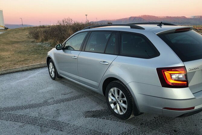reykjavik-iceland-private-transfer-to-from-keflavik-airport