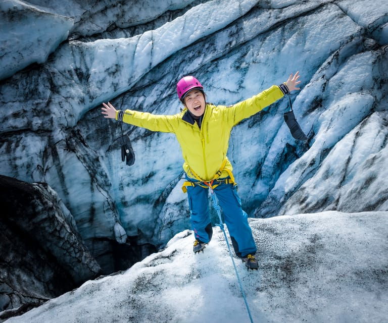 reykjavik-iconic-glacier-hike-south-coast-waterfalls