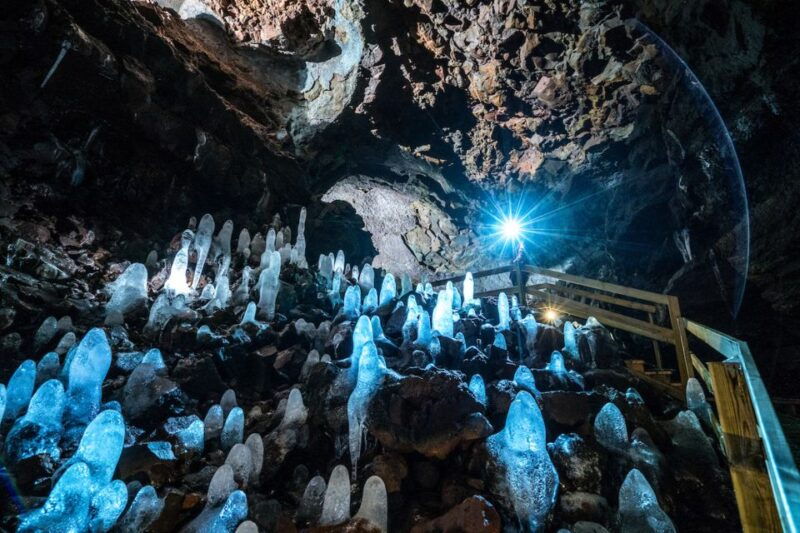 reykjavik-lava-cave-hot-springs-and-waterfalls-tour