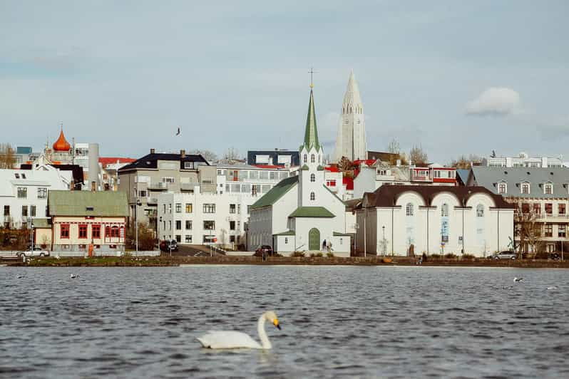 reykjavik-meet-and-greet-with-a-local-guide