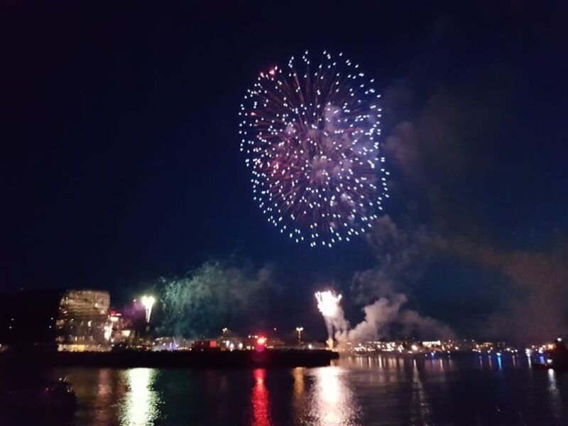 reykjavik-new-years-eve-northern-lights-yacht-cruise