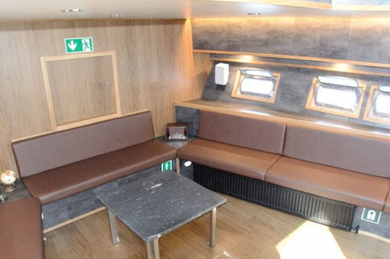 reykjavik-new-years-eve-northern-lights-yacht-cruise