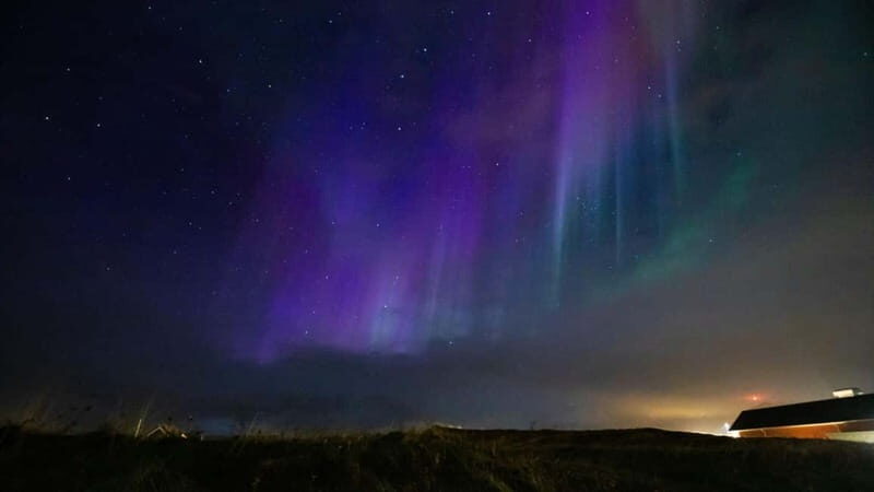 Reykjavik: Northern Lights Adventure Tour with Hot Chocolate - The Experience: What to Expect