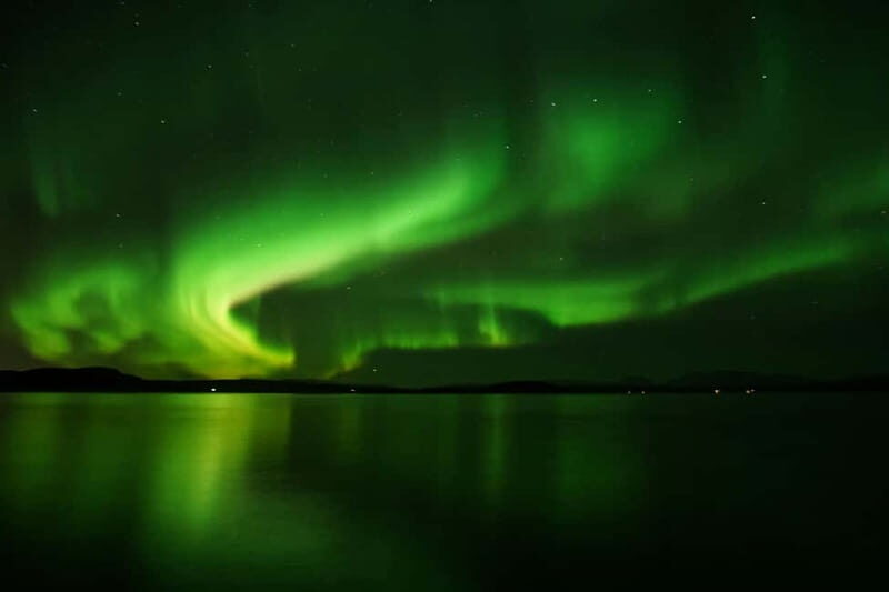 Reykjavik: Northern Lights Adventure Tour with Hot Chocolate - The Itinerary in Detail
