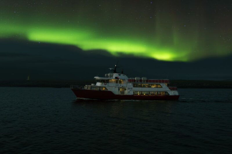 reykjavik-northern-lights-cruise