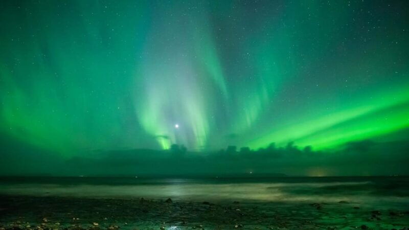 reykjavik-northern-lights-evening-adventure-guided-tour-2