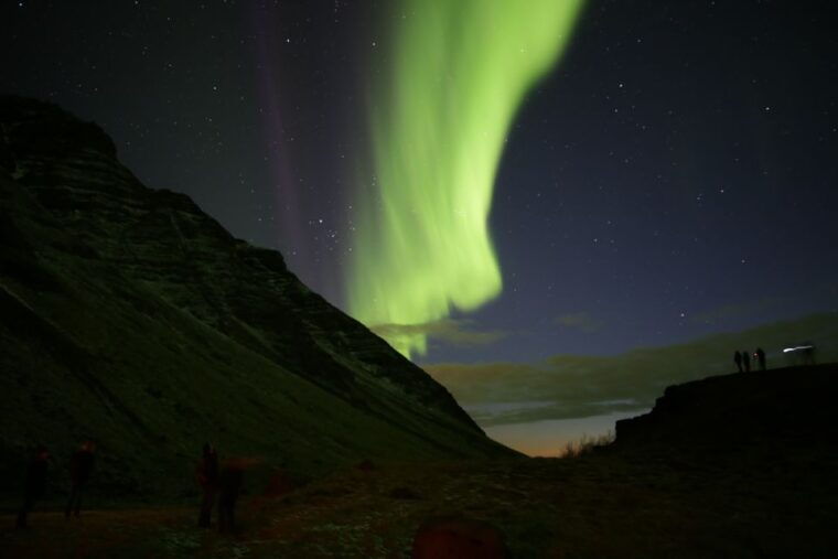 reykjavik-northern-lights-experience-by-superjeep