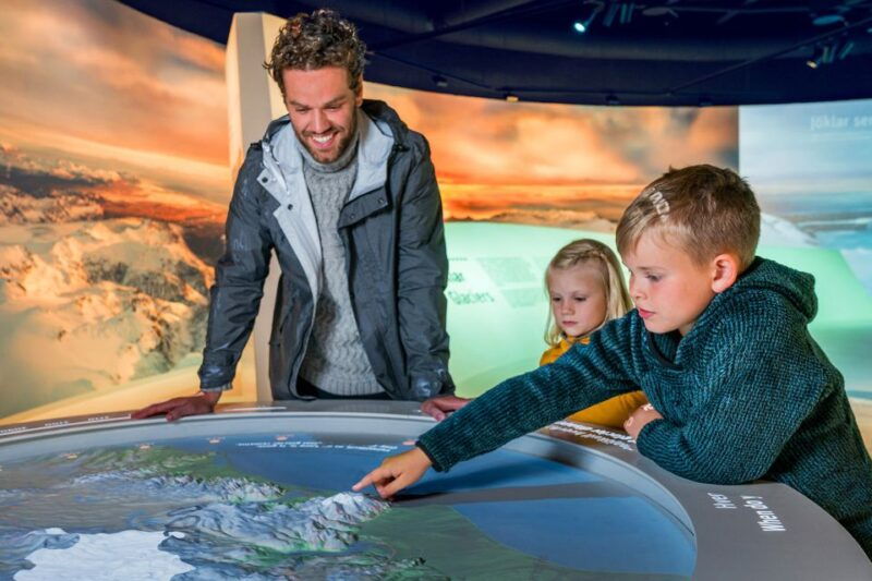 reykjavik-perlan-museum-wonders-of-iceland-entrance-ticket