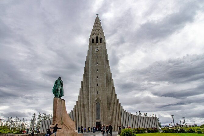 reykjavik-private-walking-tour-with-a-professional-guide