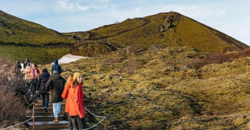 reykjavik-silver-circle-tour-canyon-ride-thermal-baths