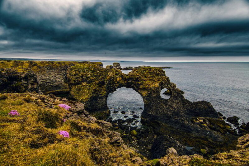 reykjavik-snaefellsnes-peninsula-hvammsvik-hot-springs