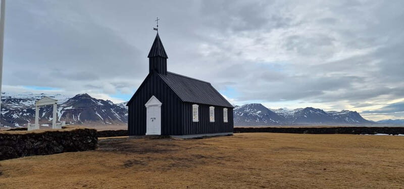 Reykjavik: Snaefellsnes Peninsula private tour with local - Practical Details and What You’ll Experience