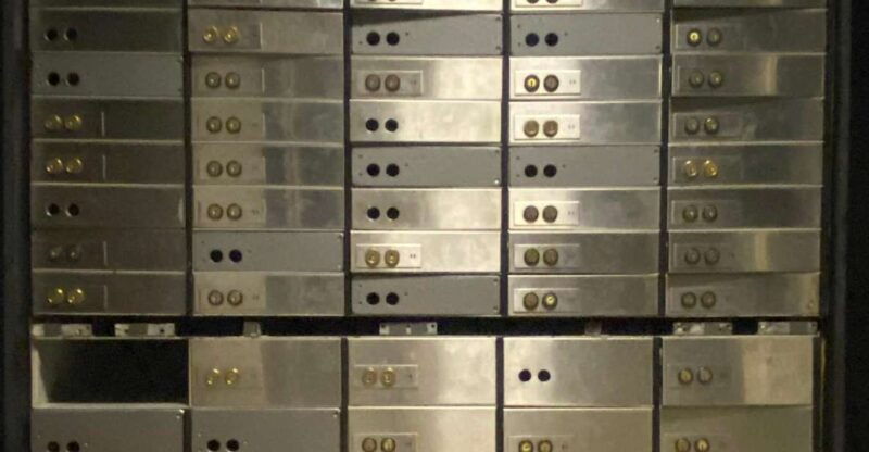 reykjavik-the-bank-heist-escape-room-experience