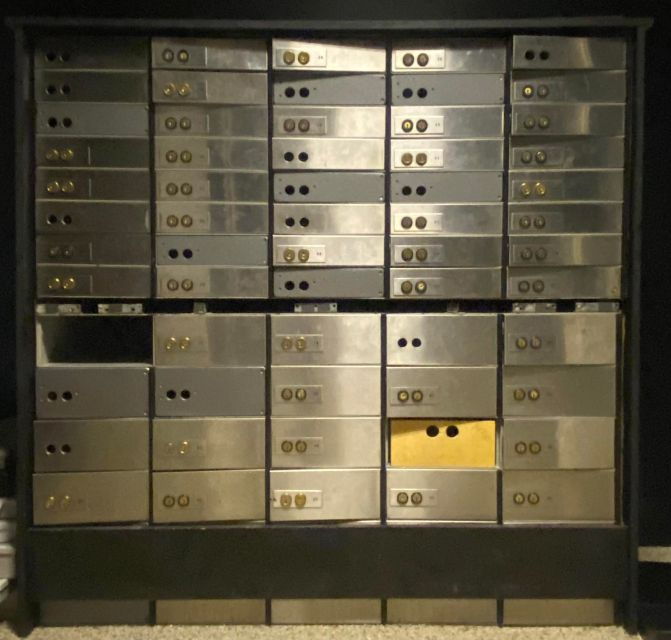 reykjavik-the-bank-heist-escape-room-experience