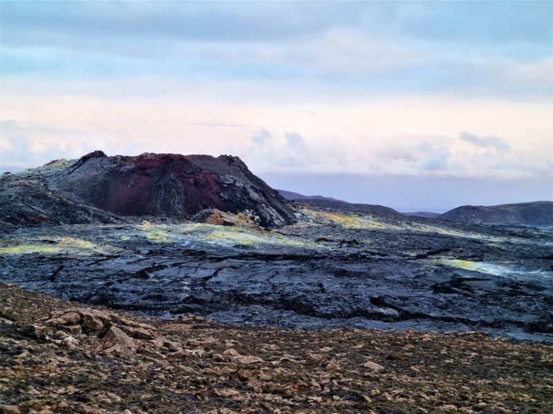 reykjavik-volcano-eruption-site-and-reykjanes-hiking-tour