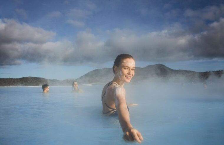 reykjavik-volcano-hike-visit-grindavik-and-blue-lagoon