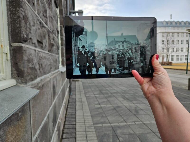 reykjavik-wwii-history-tour-with-a-1940s-british-officer