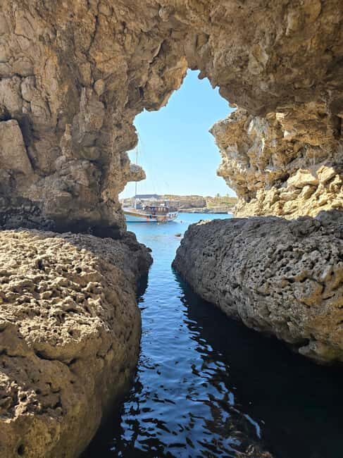 Rhodes: Bay to Bay, Including Drinks and BBQ - FAQ