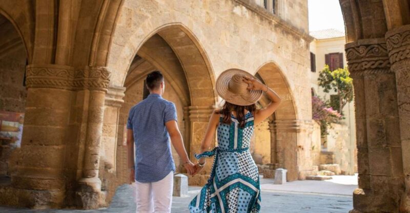 Rhodes: Guided Rhodes City By Night with Live Music & Dinner - The Full Scope of the Rhodes Night Experience