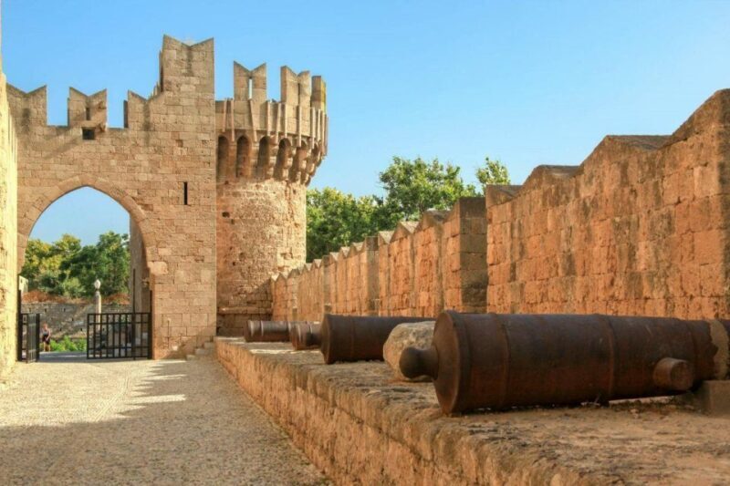 Rhodes: Guided Rhodes City By Night with Live Music & Dinner - Transportation, Timing, and Group Size: Why They Matter