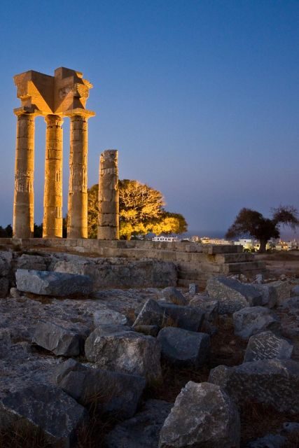Rhodes: Guided Rhodes City By Night with Live Music & Dinner - Who Will Enjoy This Tour?