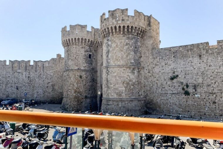 rhodes-hop-on-hop-off-sightseeing-bus-tour