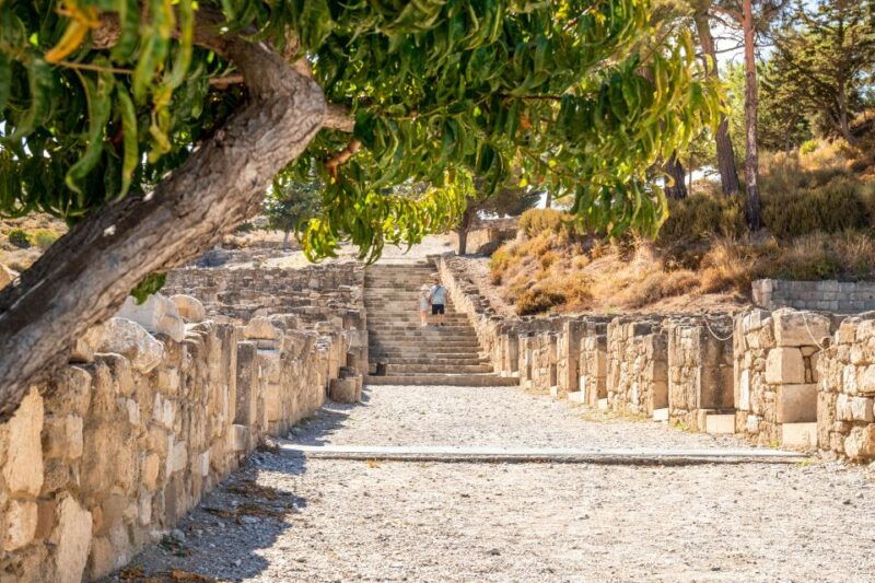rhodes-kamiros-monolithos-and-lindos-village-guided-tour
