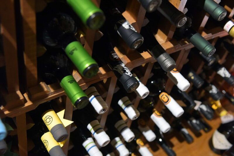 rhodes-private-wine-tasting-experience-for-beginners