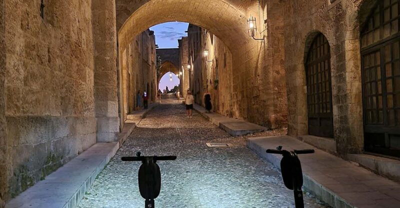 rhodes-rhodes-by-night-segway-route
