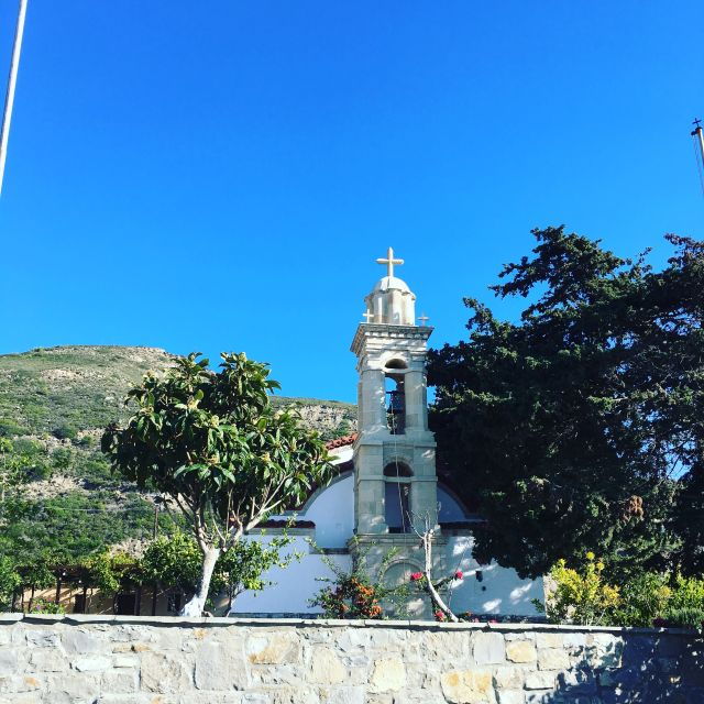 rhodes-south-safari-mountains-local-flavors
