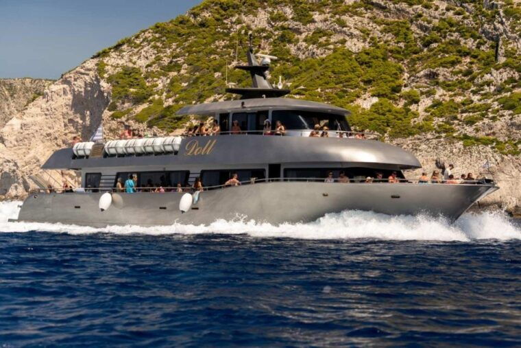 rhodes-transfer-cruise-to-symi-island-st-george-bay