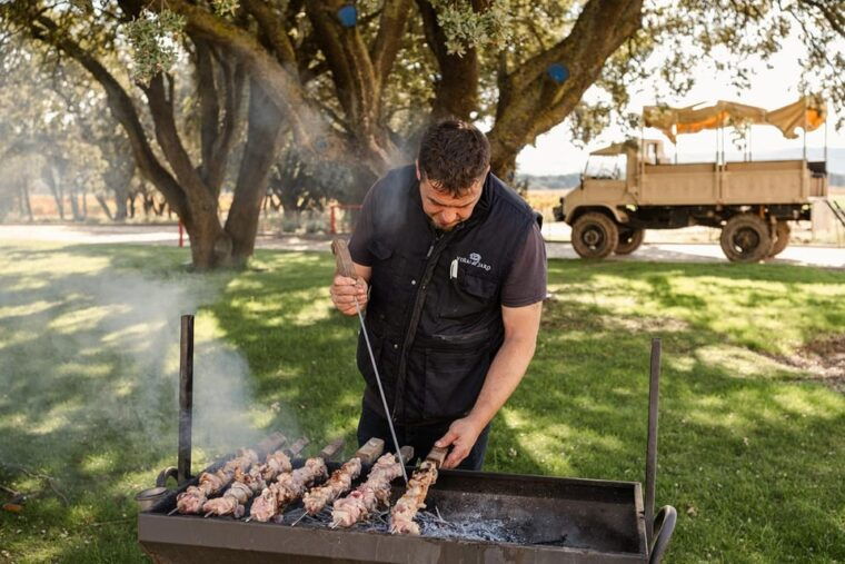 ribera-del-duero-experience-vineyard-and-4x4-mountain-aperitif-and-tasting
