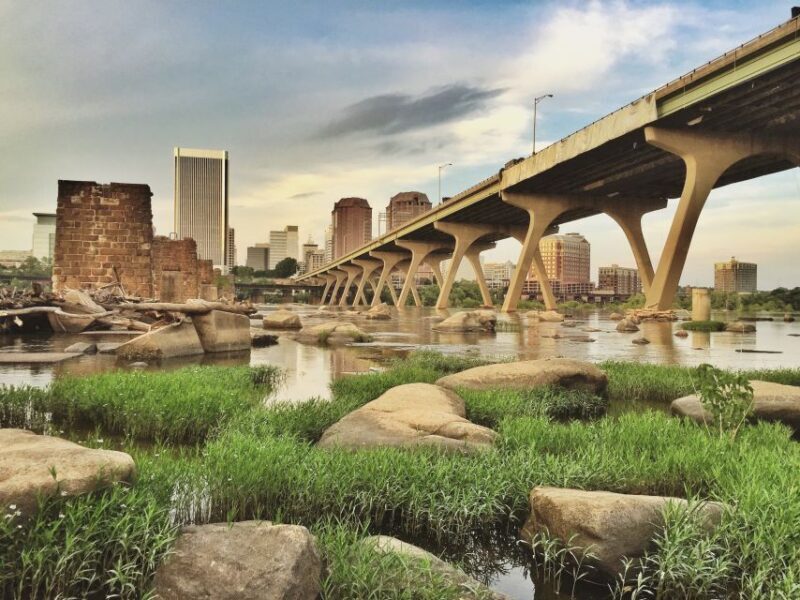 Richmond: Guided Hike in James River Park - What to Bring and Wear